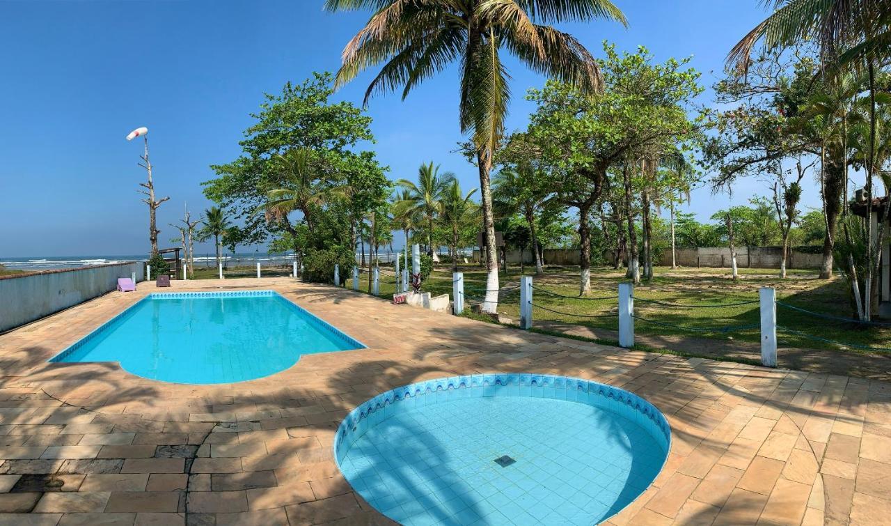 Villa Chale Jorai - Pe Na Areia Bertioga Exterior foto